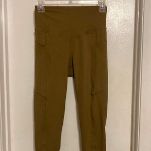 🤎 Jaggad Women’s Legging Capris (size M)